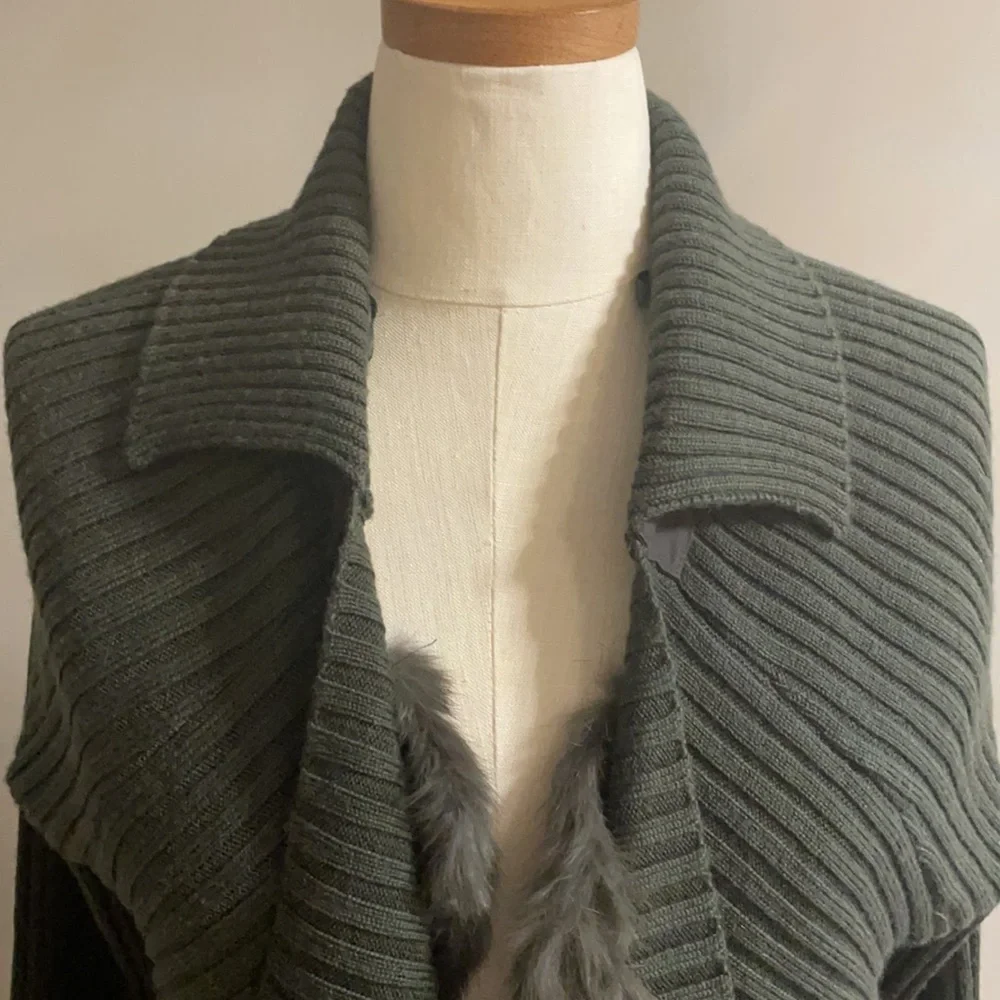 São Paulo green wool cardigan sweater with cascade rabbit fur open front Large